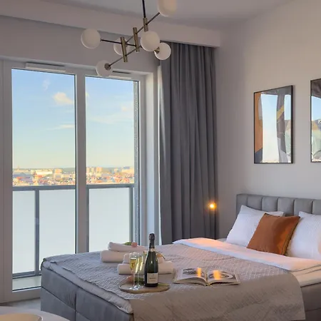 Urban Global Rafael - 17th Floor No 22- Air Condition - Balcony - Free Garage * كاتوفيتسه