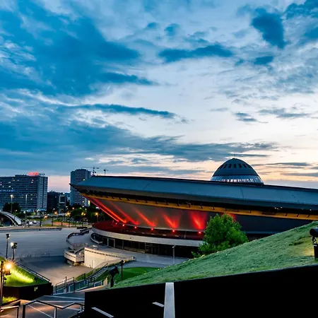 Urban Global Skyline Rafael Centrum , 17th Floor No 22, Free Garage, Self Check-in, No Deposit Katowice