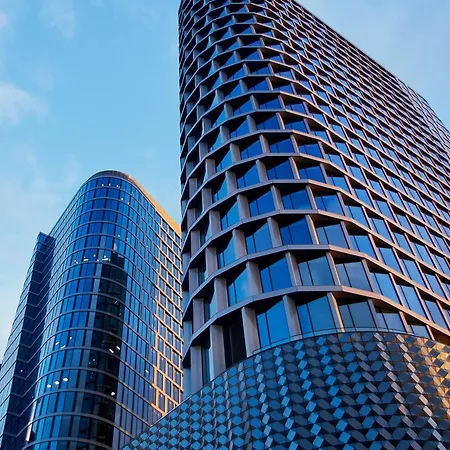 شقة Urban Global Rafael - 17th Floor No 22- Air Condition - Balcony - Free Garage كاتوفيتسه