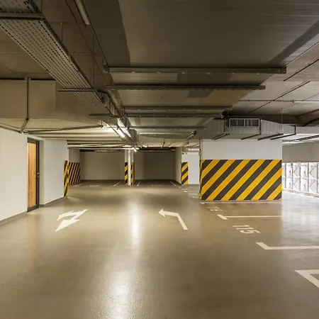 Urban Global Rafael - 17th Floor No 22- Air Condition - Balcony - Free Garage Apartament Katowice