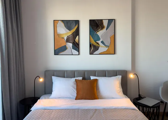 Urban Global Skyline Rafael Centrum , 17th Floor No 22, Free Garage, Self Check-in, No Deposit * Katowice