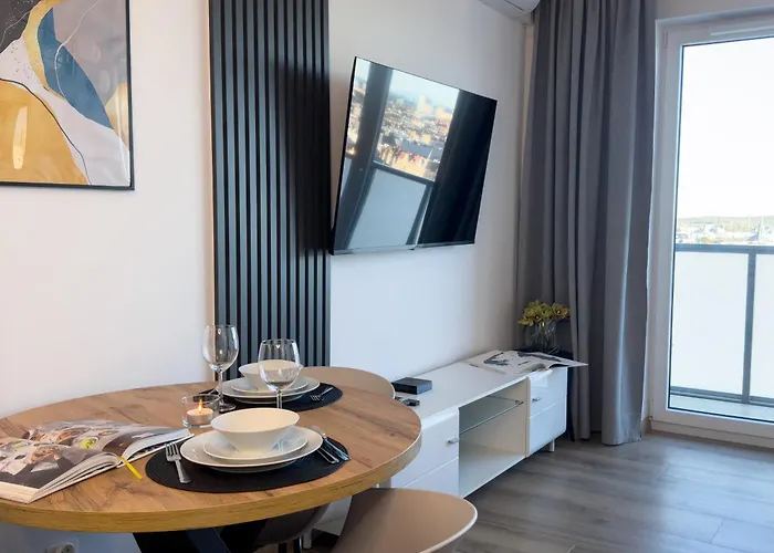 Apartament Urban Global Skyline Rafael Centrum , 17th Floor No 22, Free Garage, Self Check-in, No Deposit Katowice