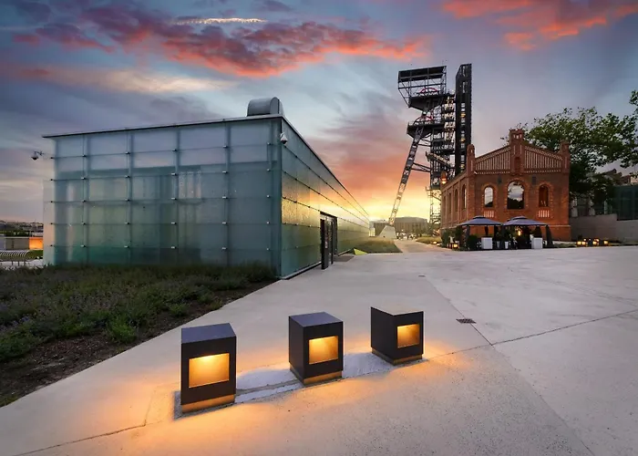 Apartament Urban Global Skyline Rafael Centrum , 17th Floor No 22, Free Garage, Self Check-in, No Deposit Katowice